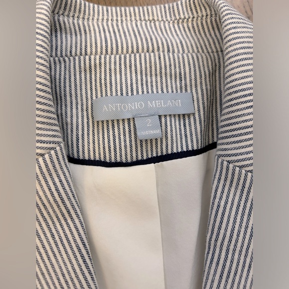 Antonio Melani Striped Blazer, Size 2 - Picture 4 of 6